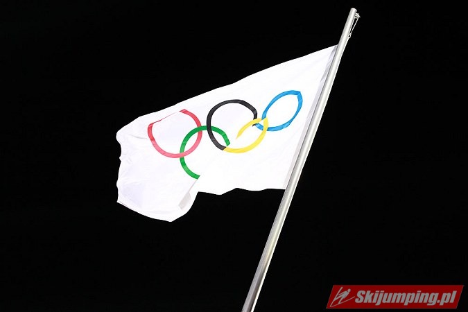 017 Flaga olimpijska